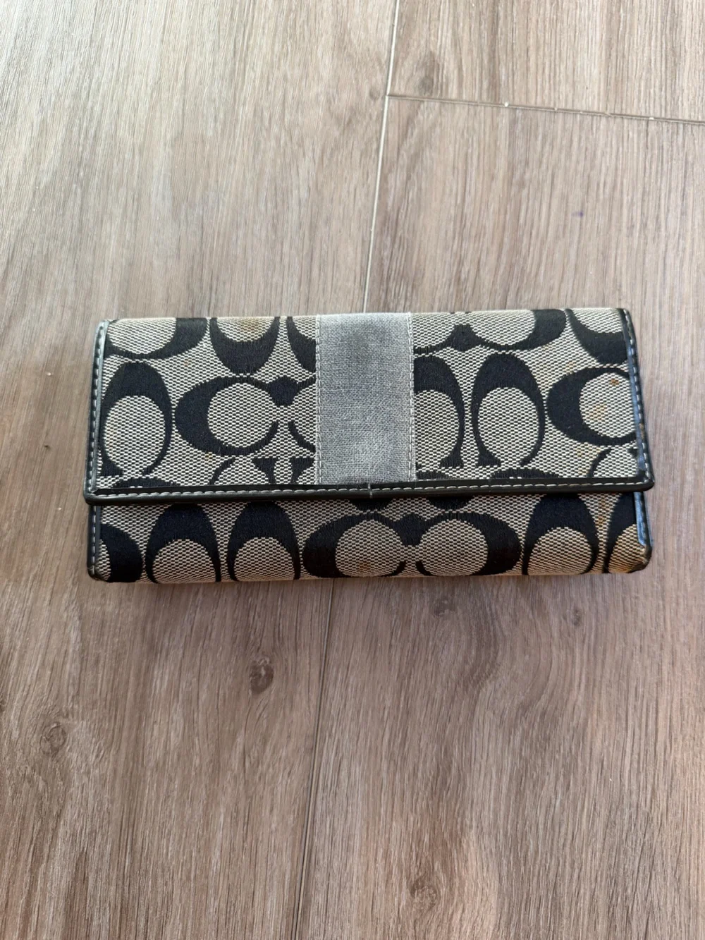Coach Signature Canvas Continental Wallet in Black and Tan